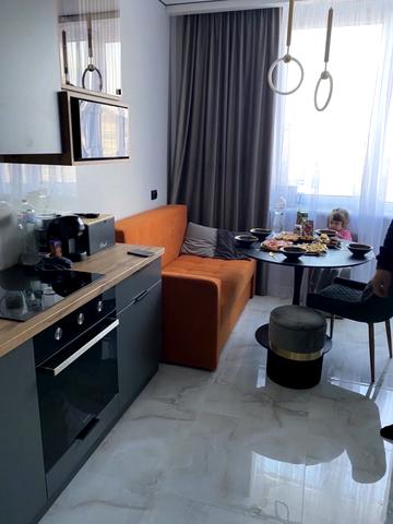 Вячеслава Чорновола просп. (), 77