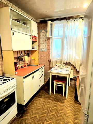 Заліська вул., 1