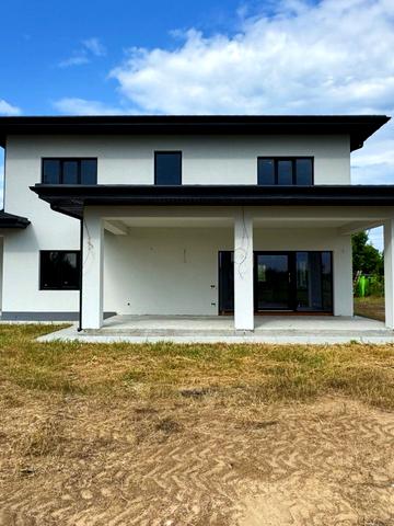 Святославська, 11