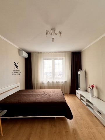 Сергія Данченка вул., 3