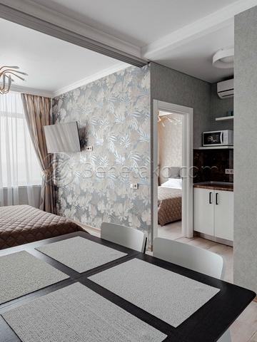 Валерія Самофалова вул. (Каманіна), 16а/2