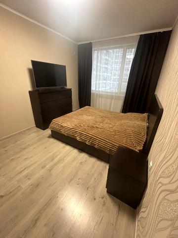 Європейського Союзу просп. (Правди), 43-А