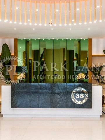 Жилянська вул., 68