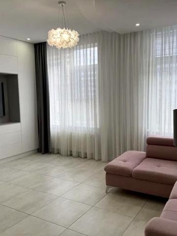 Львівська вул., 15б