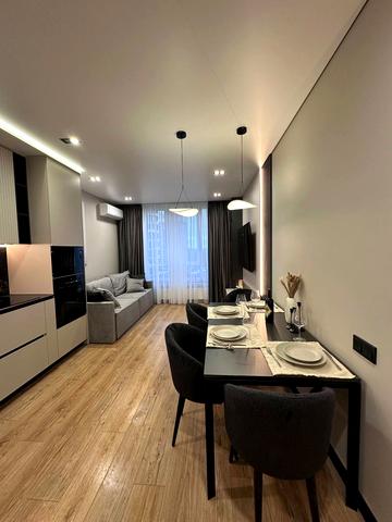 Всеволода Змієнка вул., 15/23