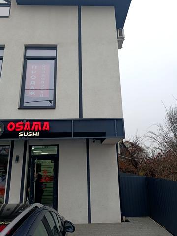 Лесі Українки вул., 42