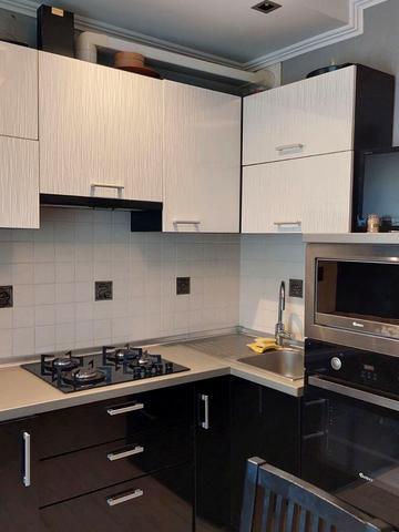 Терещенківська вул. (Червоного Козацтва), 25