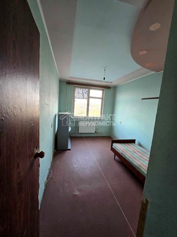 Золочівська вул., 30/1