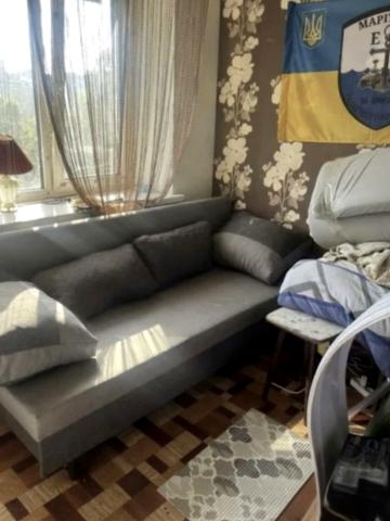 Захисників України вул. (1-го Травня), 2