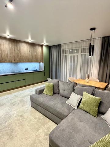 Святищенська вул., 7