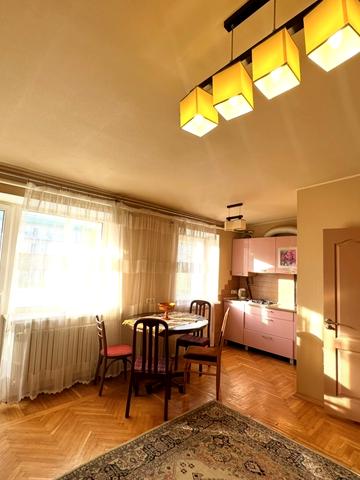 Дмитра Яворницького просп. (Карла Маркса), 2-А