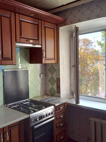 Іцхака Рабіна вул., 27