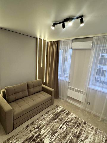 Соборна вул., (Будинок 6)