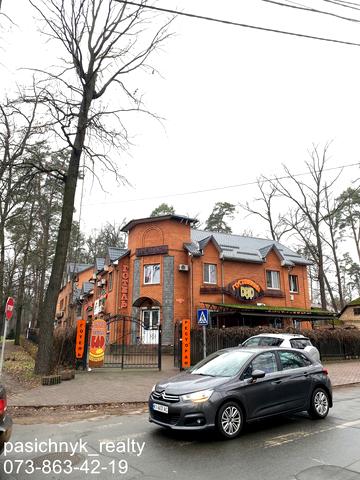 Яснополянська вул., 9а