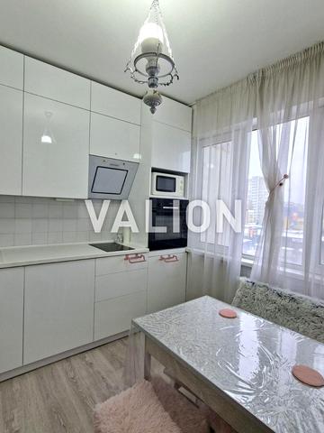 Рональда Рейгана вул., 9