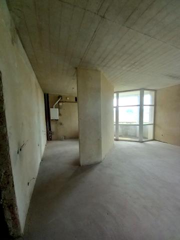 Комарівська вул., 6