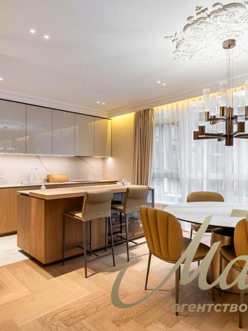 Джона Маккейна вул. (Івана Кудрі), 3-А