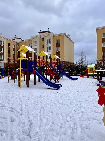 Воронківська вул., 5