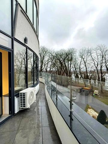 Гетьмана Мазепи вул., 138