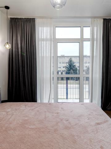 Пасічна вул., 166