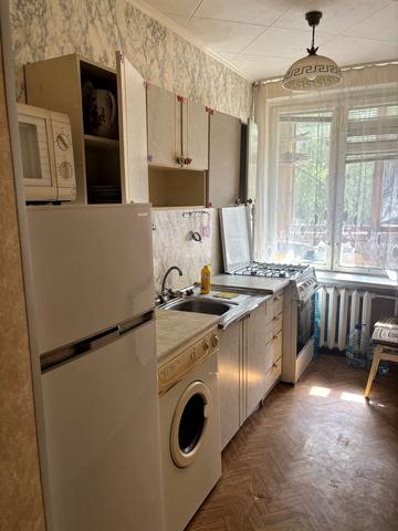 Лісовий просп., 17