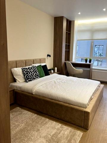 Малоголосківська вул., 44