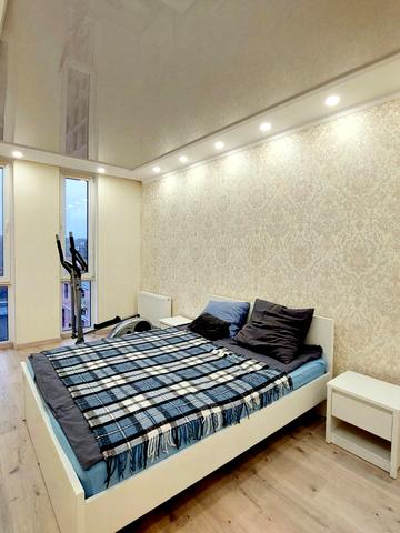 Малоголосківська вул., 30