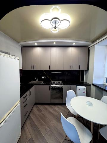 Івана Мазепи вул. (Мануїльського), 78