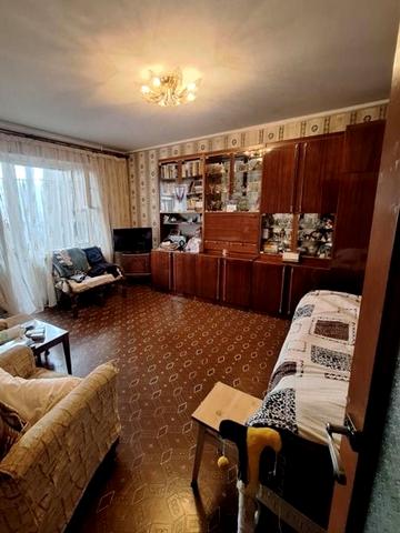 Князя Володимира Великого просп., 126