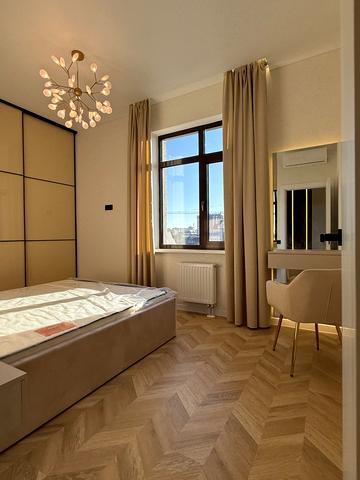 Карантинна вул., 22