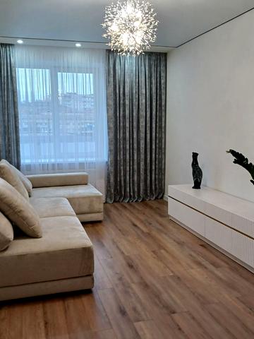 Старокостянтинівське шосе, 20/8