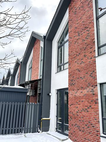 Дніпровська вул. (Калініна), 12