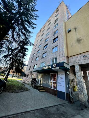 Кавказька вул., 1