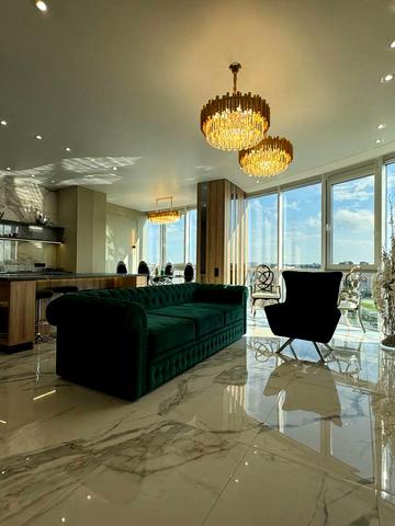 Староміська вул., 1/1