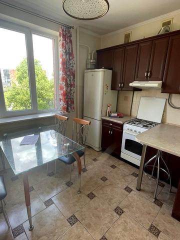 Червоної Калини просп., 70