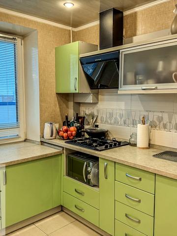 Пятницька вул., 68