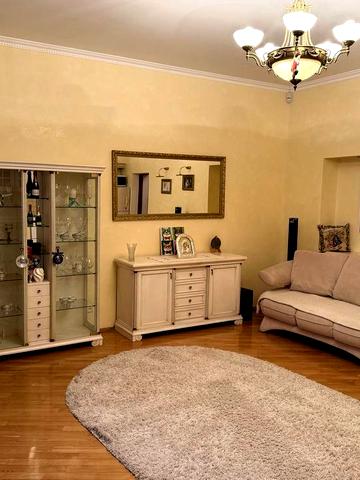 Шовковична вул., 32/34