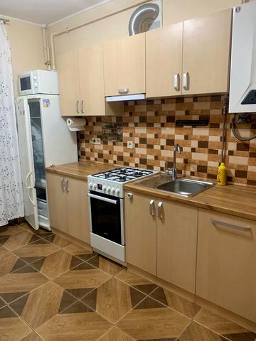 Карла Мікльоша вул., 9