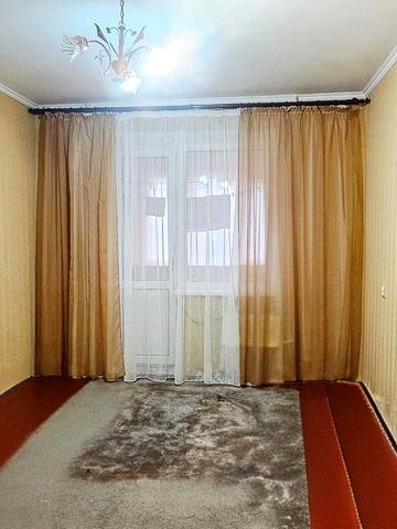 Андрія Мельника вул., 14