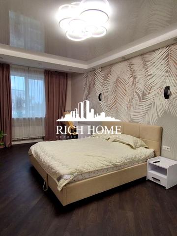 Мисливська вул., 24