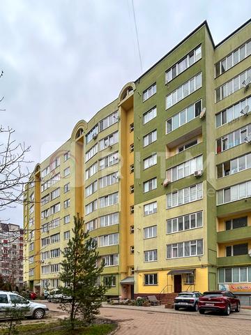 Паркова вул., 18