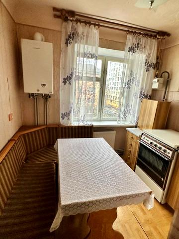 Української Перемоги вул. (Академіка Сахарова), 29