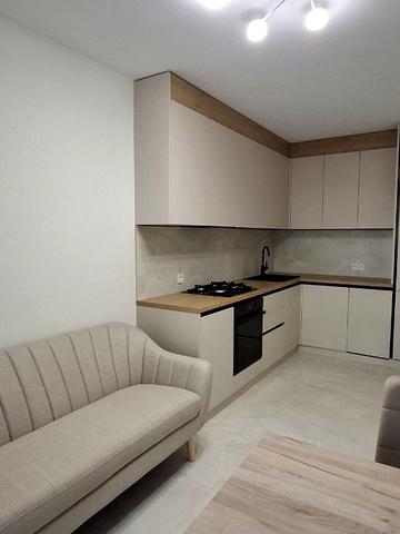 Флотська вул., 10Б