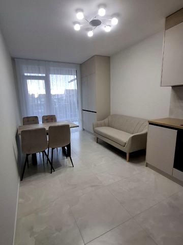 Флотська вул., 10-Б