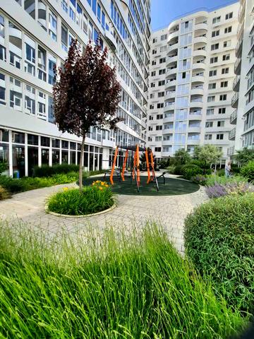 Львівська вул., 15б