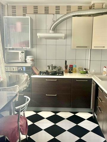 Іллінська вул. (Червоногвардійська), 10