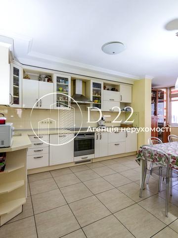 Єлизавети Чавдар вул., 5