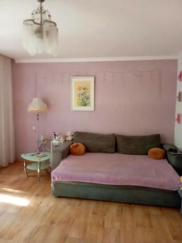 Василя Нікітіна вул., 56