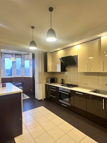 Княгині Ольги вул., 5з