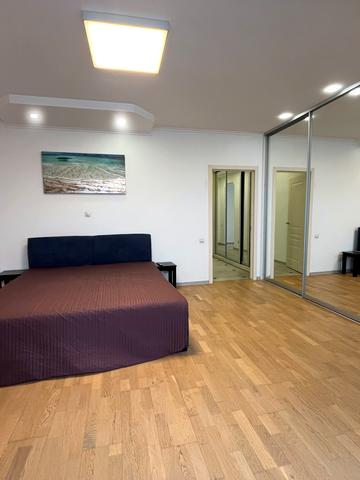 Околична вул., 10